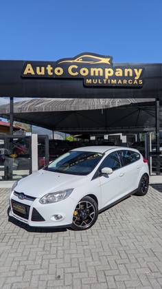 FORD FOCUS 2.0 TITANIUM PLUS 16V FLEX 4P POWERSHIFT FORD FOCUS 2.0 TITANIUM PLUS 16V FLEX 4P POWERSHIFT